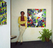 Giacomo Guidetti in una sua mostra